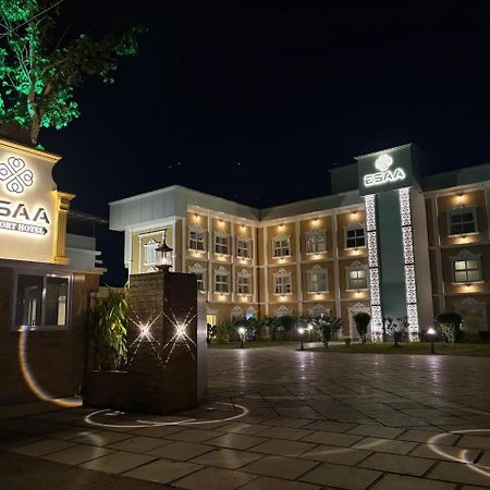 Esaa Airport Hotel Kochi Esterno foto