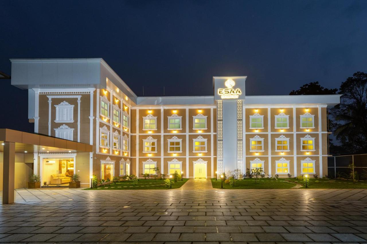 Esaa Airport Hotel Kochi Esterno foto